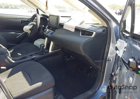 2022 Toyota Corolla Cross Le из США, поврежденный, VIN 7MUCAABG6NV026140